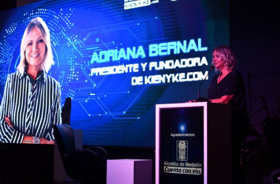 Sentidos en lo digital Adriana Bernal en la inauguración del Premio Nacional de Periodismo Digital