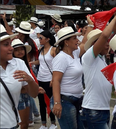 Juventud en calles de Leticia 