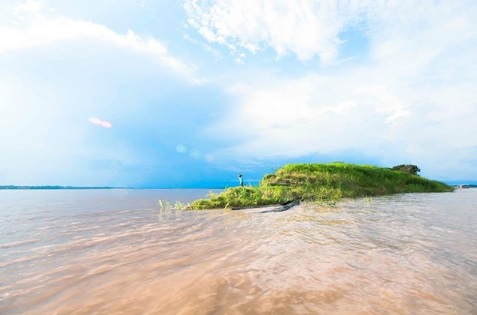 Playa en el rio Amazonas