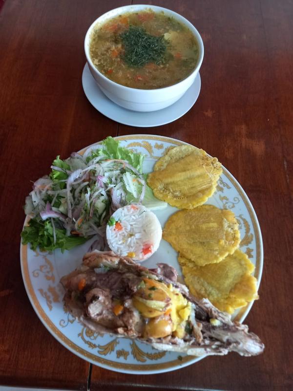 Almuerzo ejecutivo Almuerzo ejecutivo