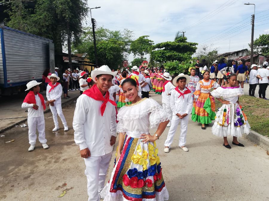 Desfile Estudiantil 19 julio Parte 1