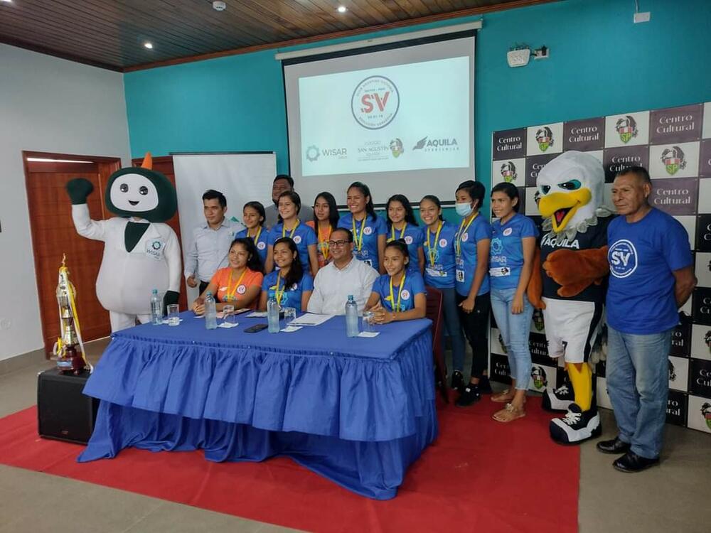 Conferencia de prensa del club Sporting Victoria