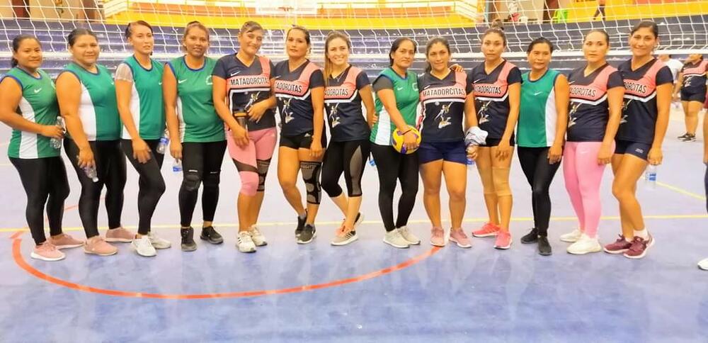 Campeonato de vóleibol femenino centro poblado las palmeras