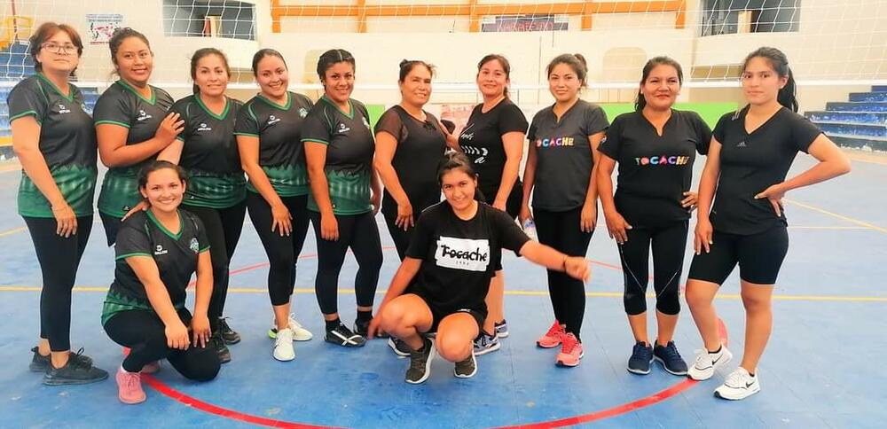 Campeonato de vóleibol femenino centro poblado las palmeras