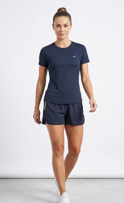 Roupa esportiva para ir à academia ou praticar esportes
