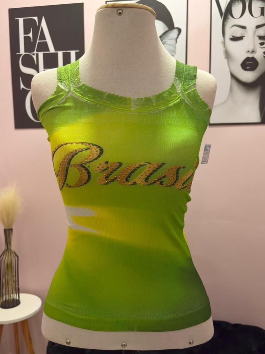 Viva a experiência da Copa do Mundo e vista-se com as cores do Brasil!
