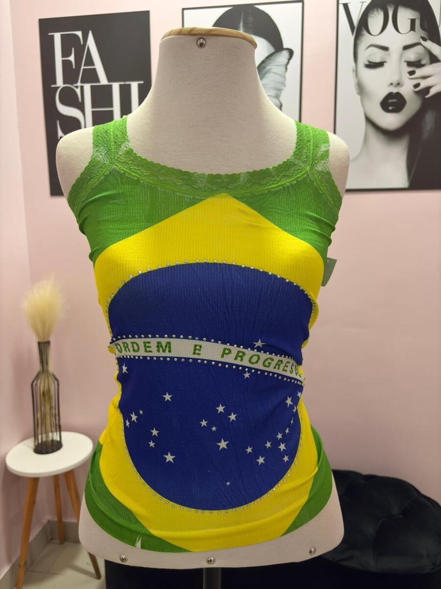 Viva a experiência da Copa do Mundo e vista-se com as cores do Brasil!