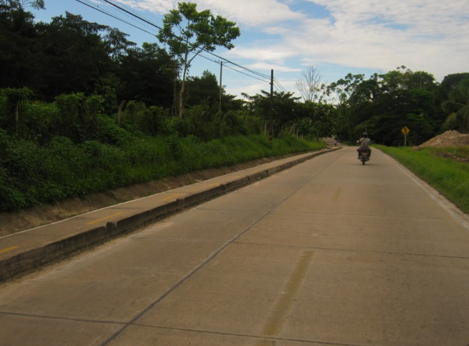 Los lagos Recorriendo los lagos de Leticia en moto