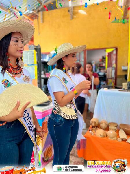 Reinado Nacional de la Artesanía y el Sombrero