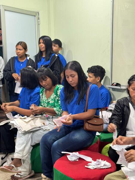 Transforma Papel em Futuro -  Aula Prática de Reciclagem