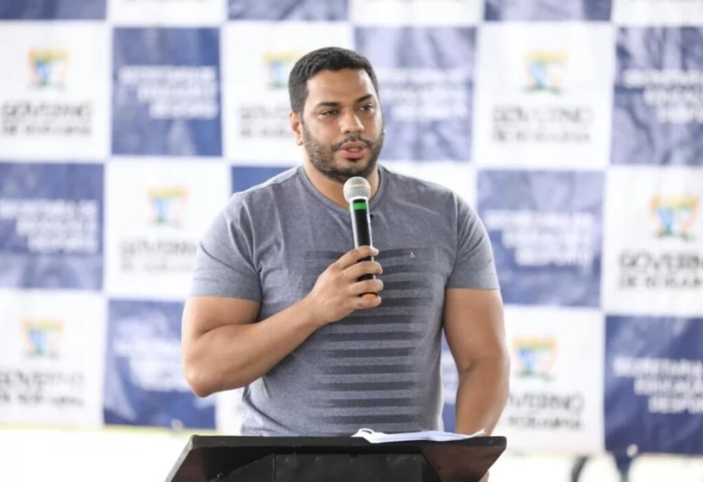 image for Escola Henrique será  revitalizada con recursos de Jhonatan Jesús 