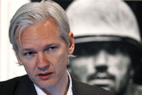 Ministro británico firma solicitud de extradición para Julian Assange image for Ministro británico firma solicitud de extradición para Julian Assange