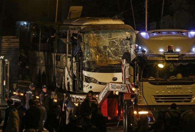 Fuerzas de seguridad mataron a 40 presuntos terroristas en Egipto Buses abatidos por un hecho terrorista
