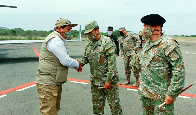 Ministro de Defensa visita ciudad de Tumbes image for Ministro de Defensa visita ciudad de Tumbes
