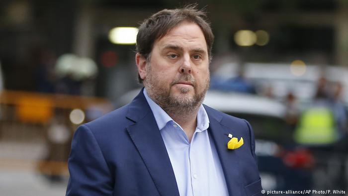 Fiscalia española acusa de rebelión a líderes independentistas catalanes Oriol Junqueras ex vicepresidente del Gobierno catalan en foto a medio cuerpo