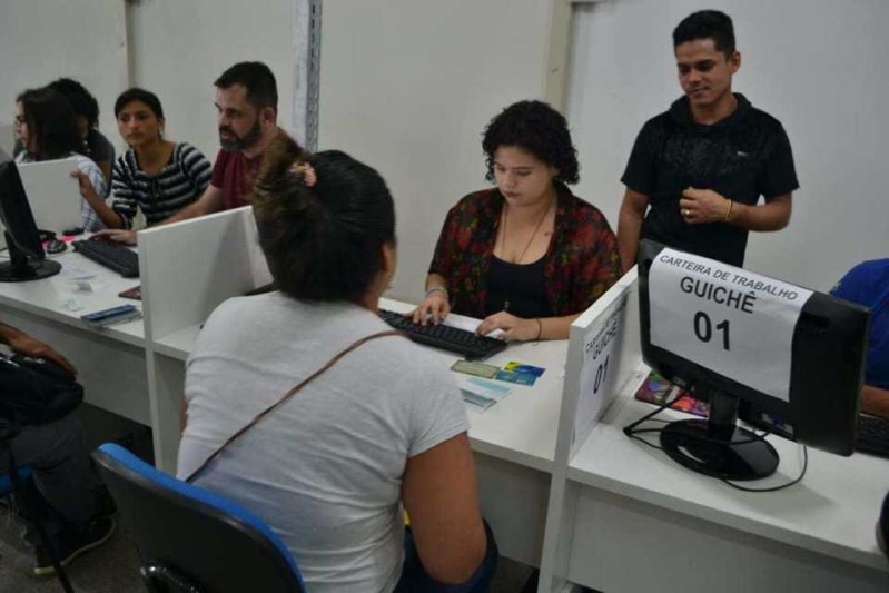 Setrab oferece 78 vagas de emprego nesta sexta-feira image for Setrab oferece 78 vagas de emprego nesta sexta-feira