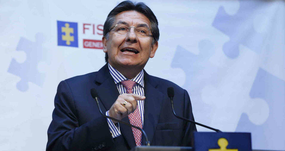 Fiscal general explica su propuesta disruptiva para atacar el narcotrafico Nestor Humberto Martinez en rueda de prensa