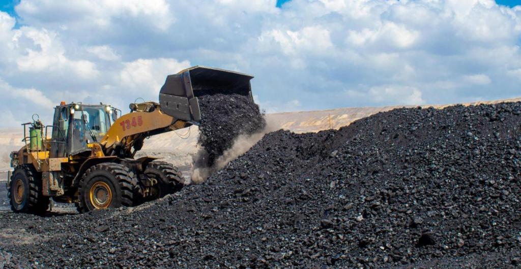 image for Sector minero muestra preocupación por posible prohibición de venta de carbón 