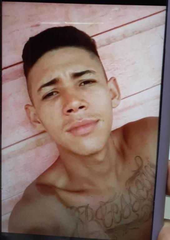 Polícia solicita ajuda da população para localizar jovem que desapareceu image for Polícia solicita ajuda da população para localizar jovem que desapareceu