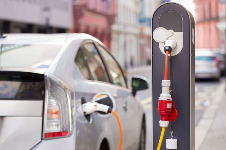 image for Lima cuenta con 10 estaciones de recarga para automóviles eléctricos 