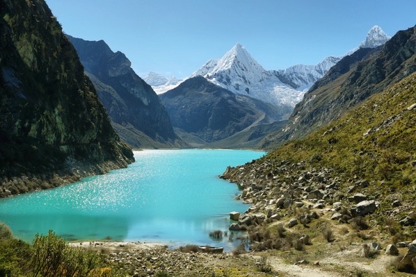 image for Científicos investigan la presencia de toxinas en lagos peruanos