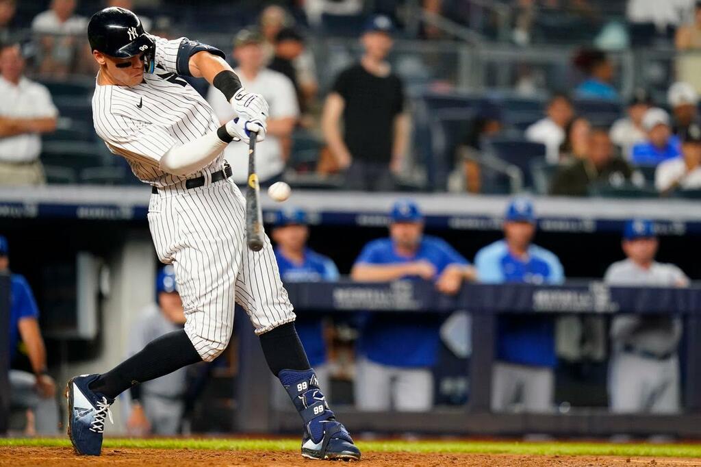 Aaron Judge wins AL MVP award in landslide image for Aaron Judge wins AL MVP award in landslide