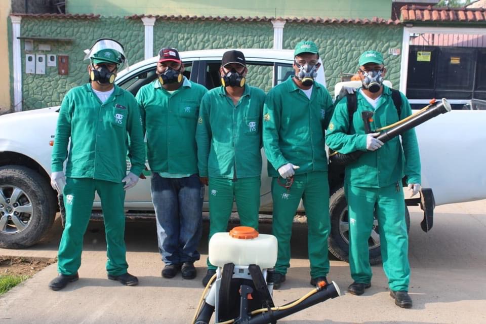 Trabalho pullverização nas casas contra o mosquito Aedes Aegypti image for Trabalho pullverização nas casas contra o mosquito Aedes Aegypti