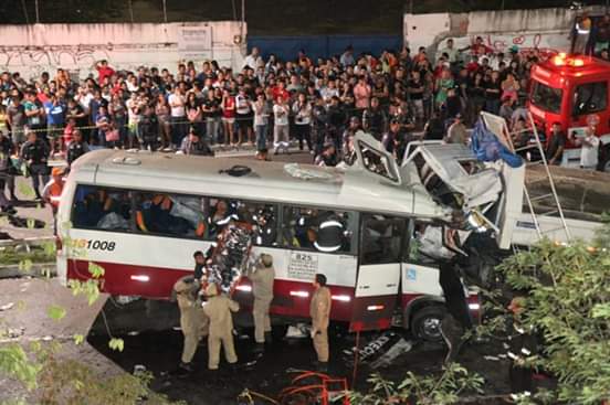 image for Hoje fazem 6 anos del terrível acidente que marcou a brasileros