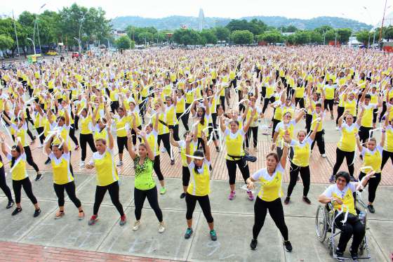 El 5 y 6 de abril programese con la buena salud Personas en una jornadas deportivas