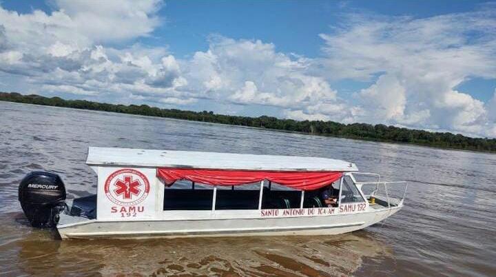 image for Piratas do rio roubam ambu-lancha