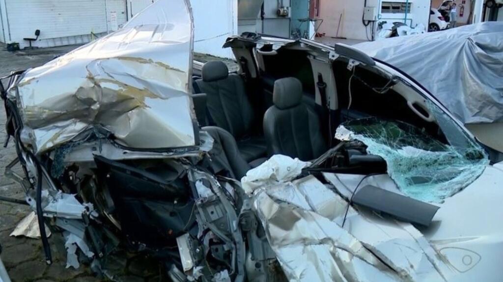 Músico sobrevive a accidente de carro image for Músico sobrevive a accidente de carro