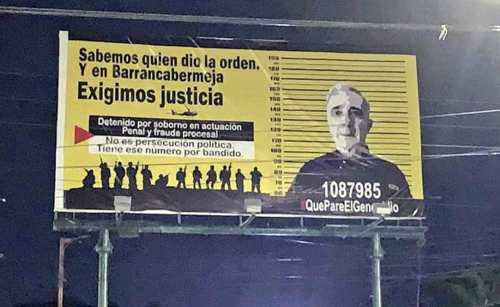 Valla en contra de Álvaro Uribe causa polémica image for Valla en contra de Álvaro Uribe causa polémica