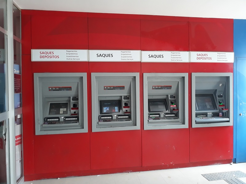 Bradesco deixou seus clientes sem dinheiro image for Bradesco deixou seus clientes sem dinheiro
