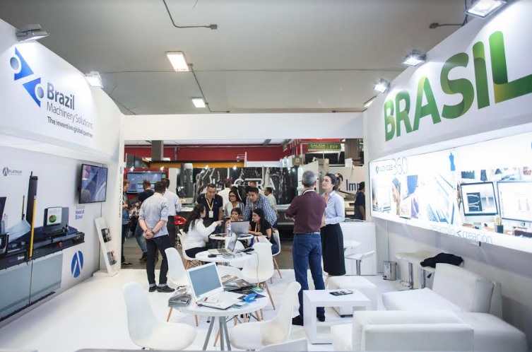 Oficina de explosiones en un evento 