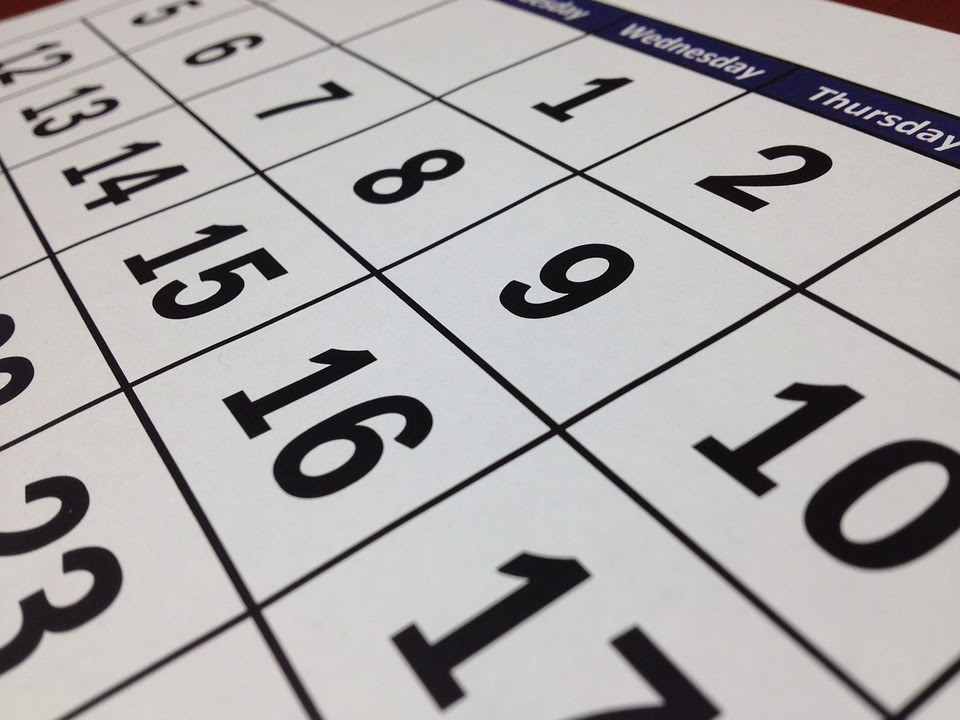 Calendario en una mesa