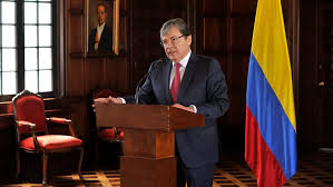 Duque nombró a Holmes Trujillo para enfrentar brote de coronavirus image for Duque nombró a Holmes Trujillo para enfrentar brote de coronavirus
