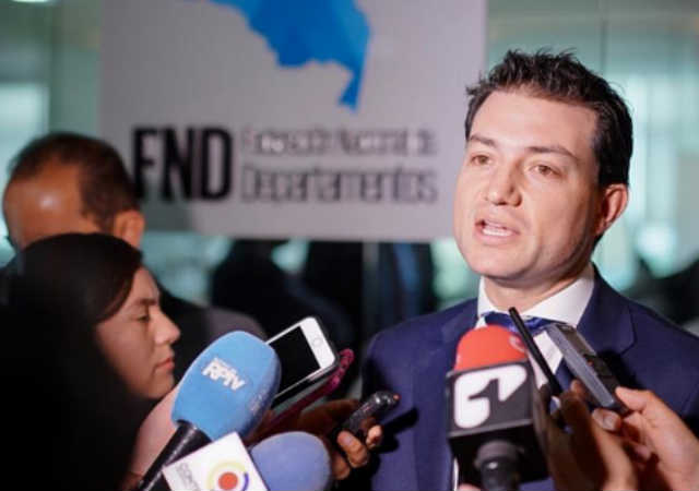 BILLONES DE PESOS SE PIERDEN POR EVASIÓN DE IMPUESTOS, CONTRABANDO Y OTROS image for BILLONES DE PESOS SE PIERDEN POR EVASIÓN DE IMPUESTOS, CONTRABANDO Y OTROS