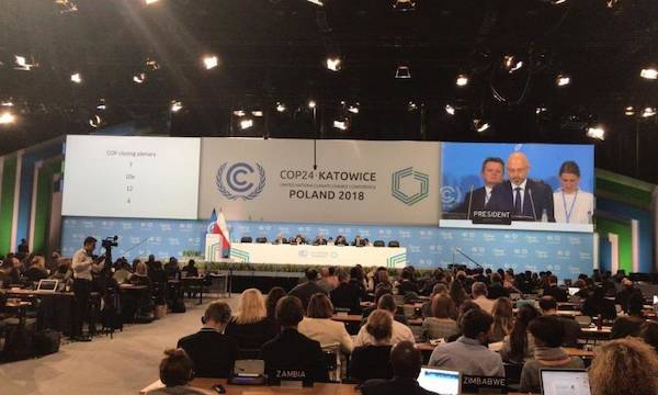 Consiguen acuerdo en cumbre del clima