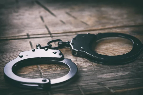 PMAM prende dois homens por porte ilegal de arma de fogo, em Tabatinga image for PMAM prende dois homens por porte ilegal de arma de fogo, em Tabatinga