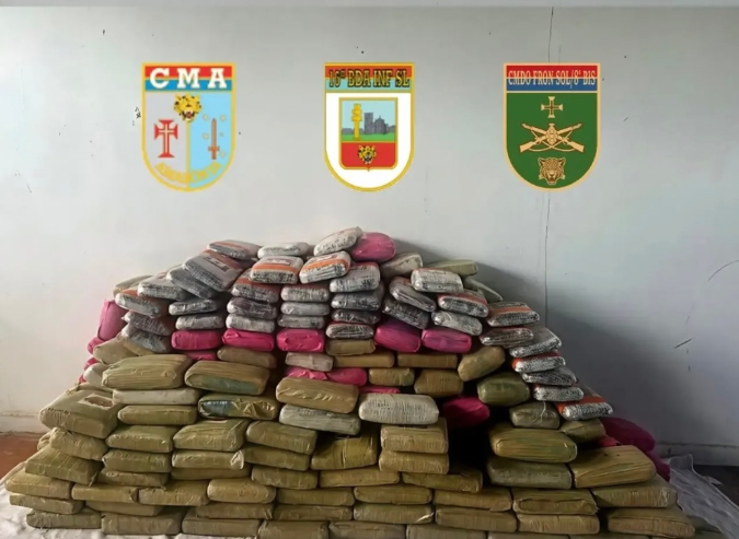 image for Golpe no Narcotráfico - 8° BIS apreende cerca de 300 kg de drogas na fronteira