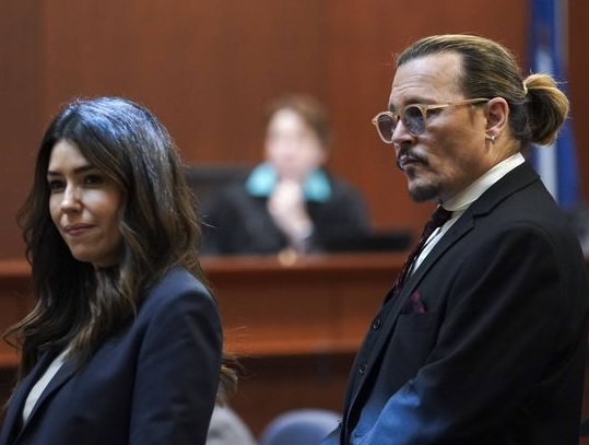 image for Johnny Depp y la abogada colombiana que lo salvo de Amber