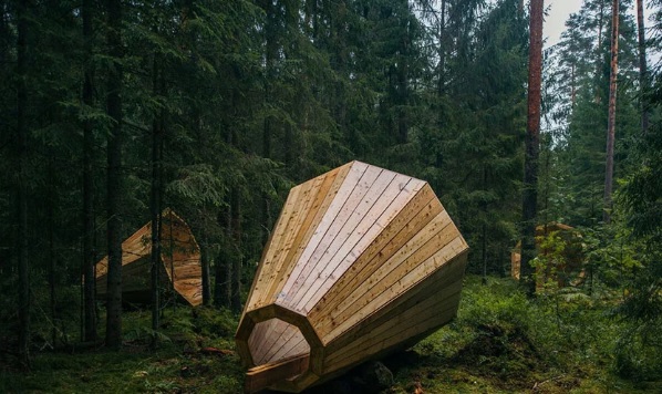 Estudiantes estonios construyen audífonos gigantes para escuchar al bosque image for Estudiantes estonios construyen audífonos gigantes para escuchar al bosque