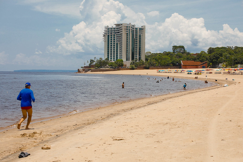 image for Praia da Ponta Negra é liberada de segunda-feira a domingo