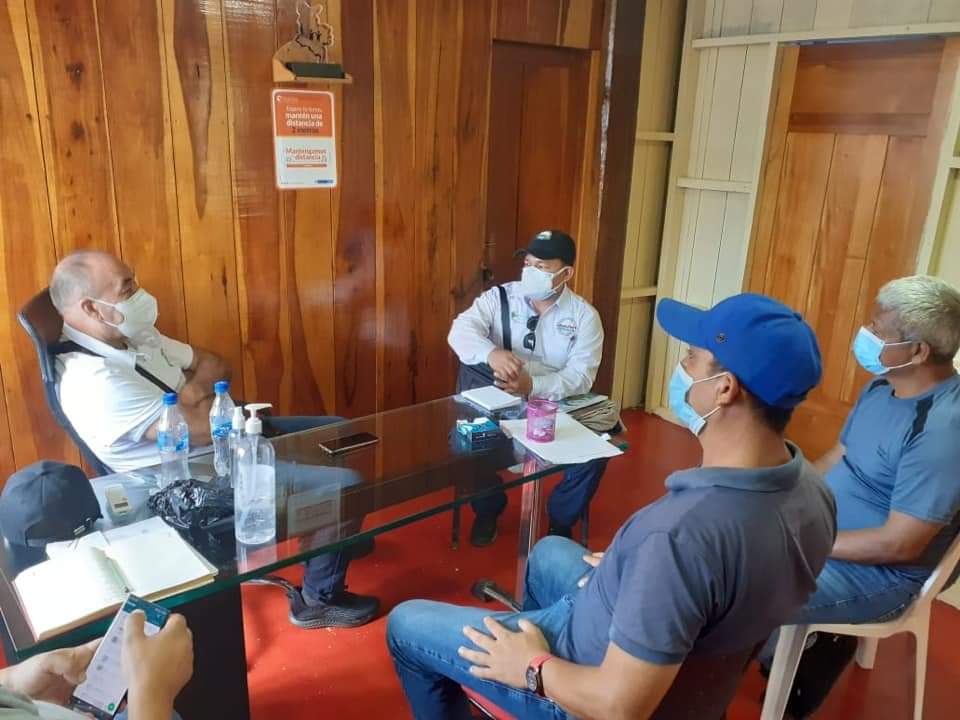 image for Alcalde de Puerto Nariño se reunió con director de Corpoamazonia