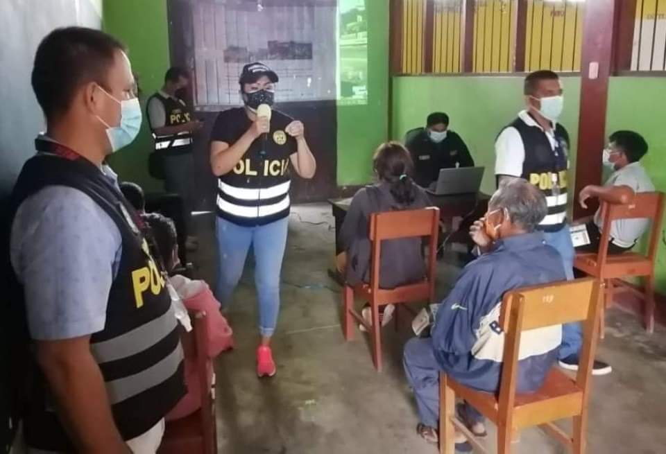 image for Policía comunitaria realiza campaña de sensibilización