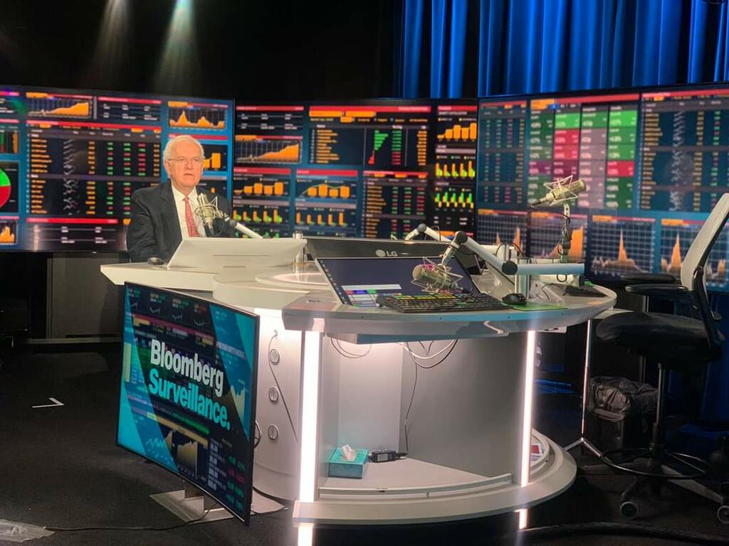 image for Ministro de Hacienda conversó con Bloomberg TV