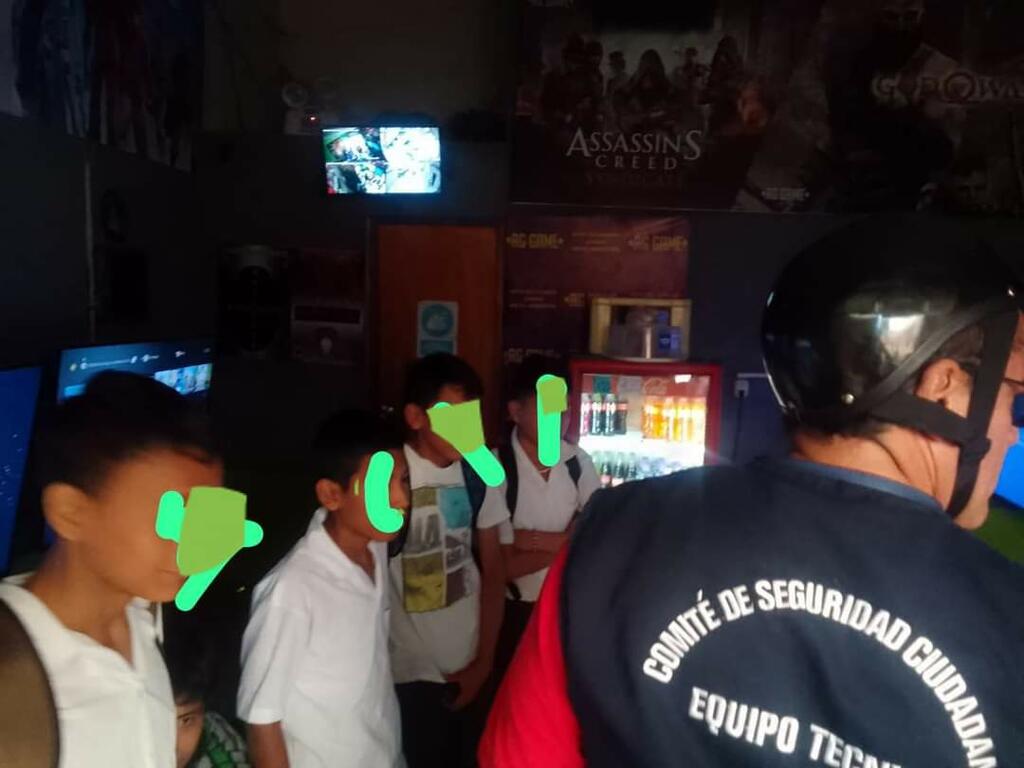 Estudiantes son llevados al rector después de estar jugando Playstation image for Estudiantes son llevados al rector después de estar jugando Playstation