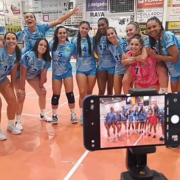 Colombianas con el Club voleykiele inician temporada de Superliga image for Colombianas con el Club voleykiele inician temporada de Superliga