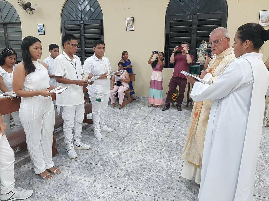 image for Eucaristia de adolescentes na comunidade do Sagrado Coração de Jesus 