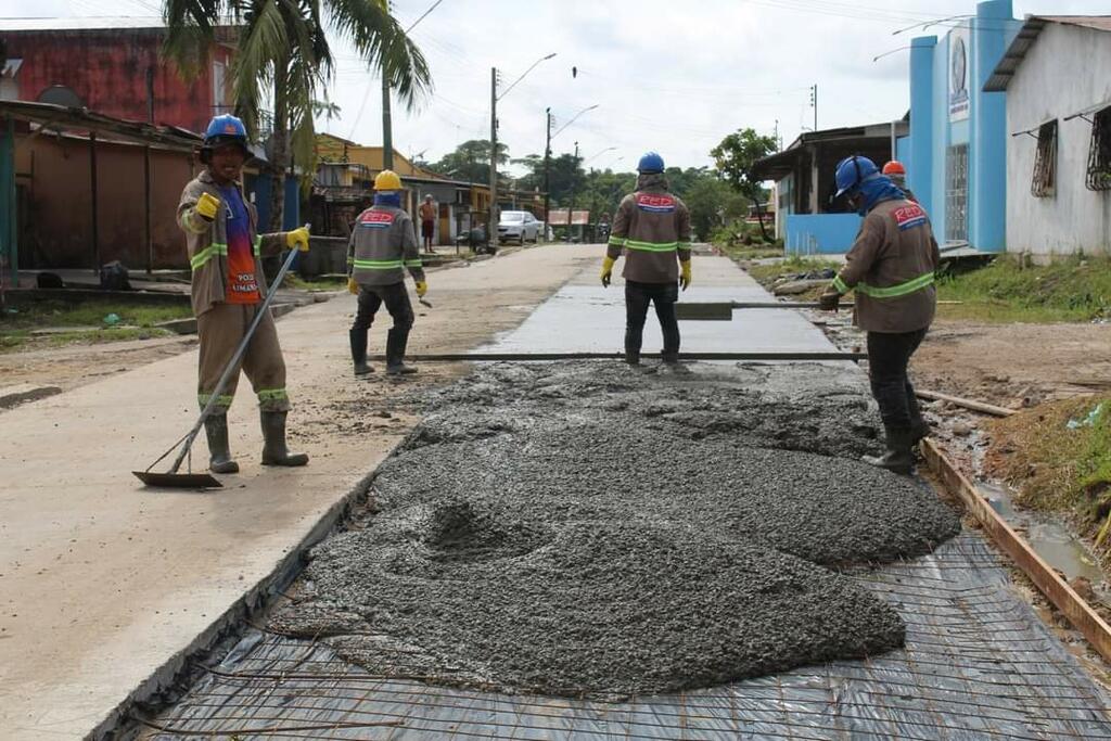 image for Pavimentação em Concreto Armado da Rua 13 de Maio